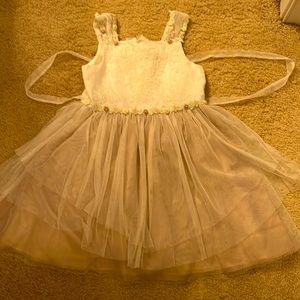 Rare Editions Beautiful Lace and Tulle Dress